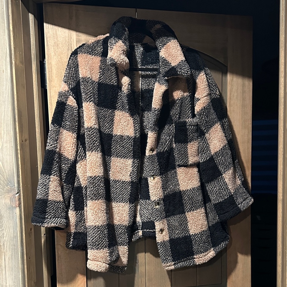 SHEIN Black and Beige Plaid Teddy Jacket